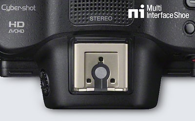 Compact Camera with Electronic Viewfinder | DSC-HX400/HX400V