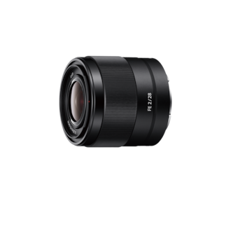 FE 28mm F2 | SEL28F20 | Sony Middle East