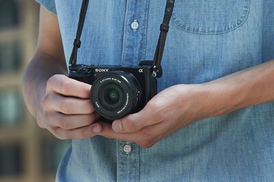 良品＞ソニー SONY α6100 パワーズームレンズキット ホワイト ILCE 