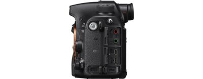 α99 II with back-illuminated full-frame image sensor | ILCA-99M2