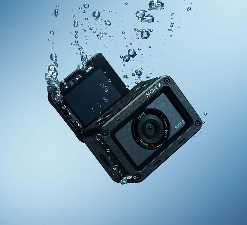 RX0 II premium tiny tough camera | DSC-RX0M2 | Sony Middle East