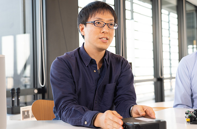 インタビュー風景の写真